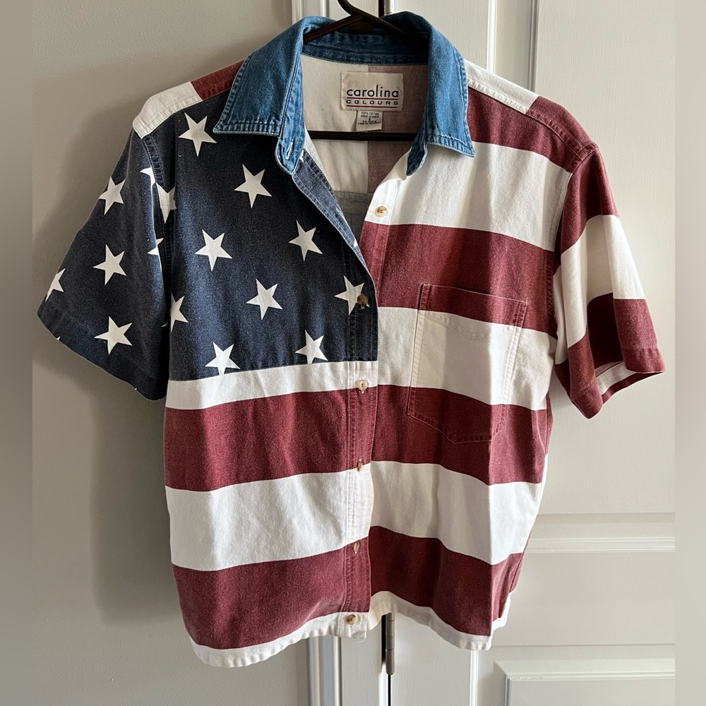 Carolina Colours Patriotic American Flag Denim Button Up Top- Small